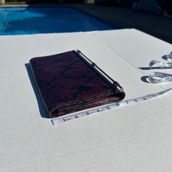 White House Black Market Purple Snakeskin Clutch Evening Bag - Picture 11 of 14